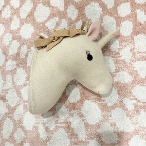 Knit Unicorn Head Wall Decor